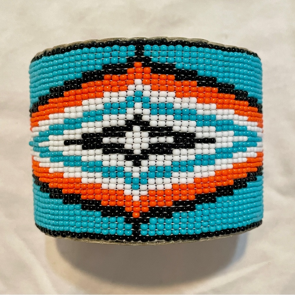 *BRAND NEW* Hand Beaded Navajo Turquoise Cuff Bracelet